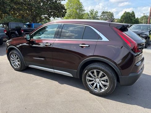 Used 2021 Cadillac XT4 Premium Luxury AWD/4WD image 5