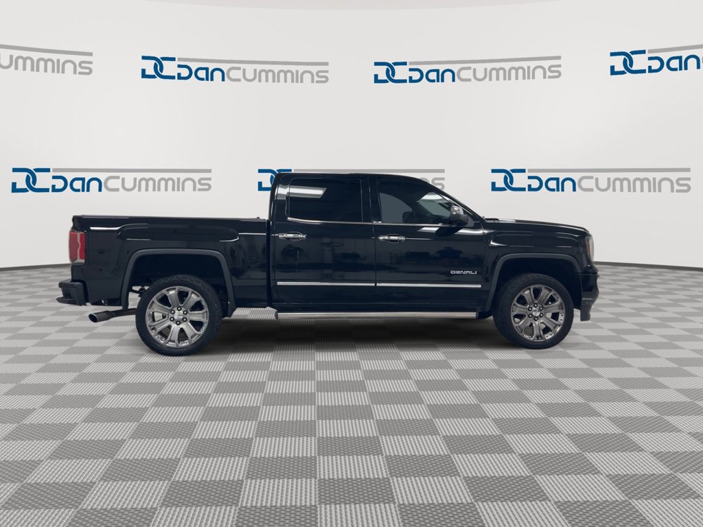 Used 2018 GMC Sierra 1500 Denali w/ Denali Ultimate Package AWD/4WD image 9