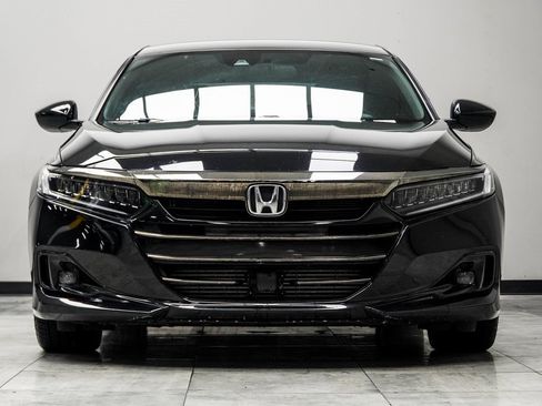 Used 2021 Honda Accord Sport image 6