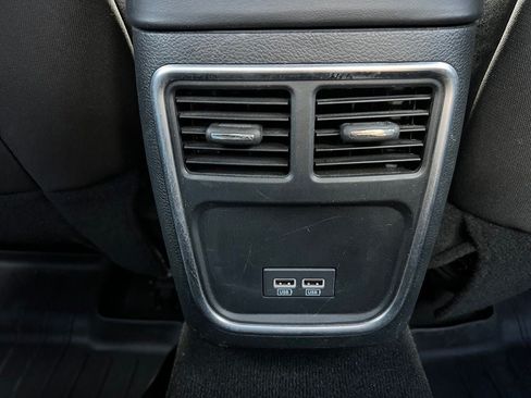 Used 2020 Dodge Charger SXT AWD/4WD image 21