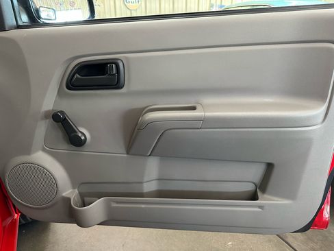 Used 2006 Chevrolet Colorado LS w/ Street Pack image 16