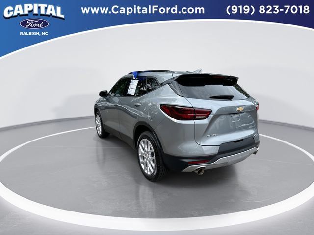 Used 2024 Chevrolet Blazer LT w/ Convenience Package FWD image 6