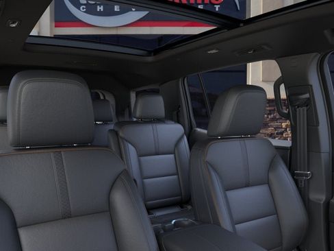 New 2026 Chevrolet Traverse High Country AWD/4WD image 24