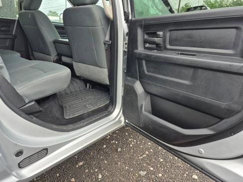 Used 2018 RAM 2500 Tradesman w/ Chrome Appearance Group AWD/4WD image 8