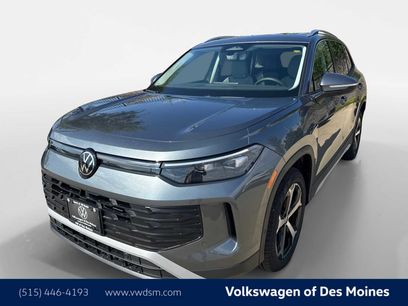 New 2025 Volkswagen Tiguan SE