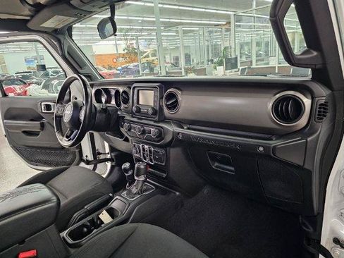Used 2020 Jeep Wrangler Unlimited Sport S AWD/4WD image 9