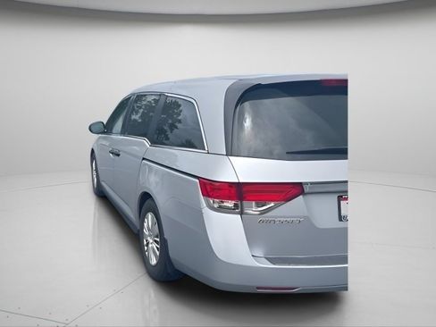 Used 2014 Honda Odyssey LX image 8
