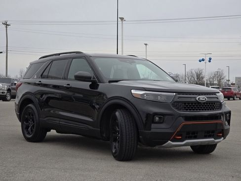 Used 2023 Ford Explorer Timberline image 3
