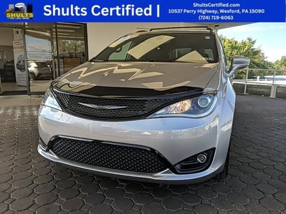 Used 2020 Chrysler Pacifica Touring-L