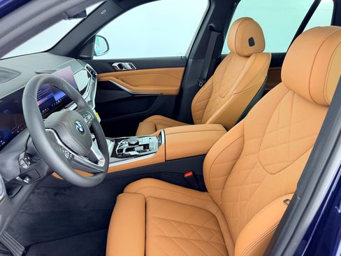 New 2026 BMW X5 sDrive40i w/ Premium Package RWD image 5