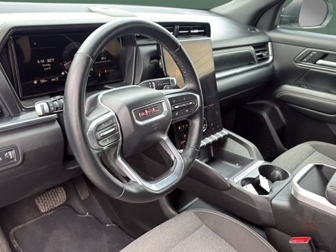 Used 2025 GMC Terrain Elevation AWD/4WD image 13