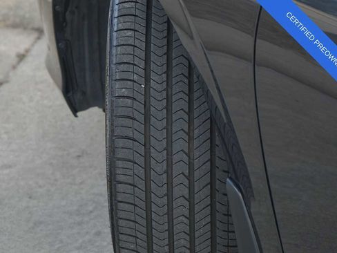 Certified 2025 Honda Civic Sport image 29