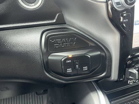 New 2026 RAM 2500 Big Horn AWD/4WD image 31