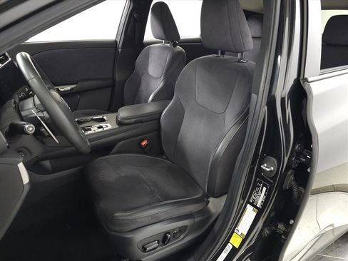 Used 2023 Lexus RZ 450e Premium image 16