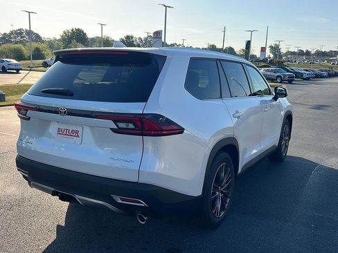New 2026 Toyota Grand Highlander AWD Hybrid image 6