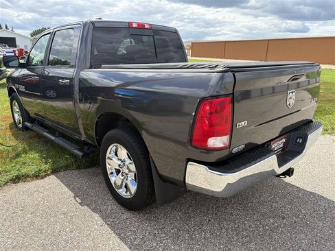 Used 2018 RAM 1500 Classic SLT AWD/4WD image 4