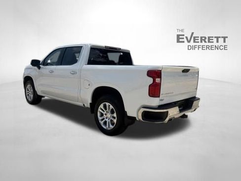 Used 2024 Chevrolet Silverado 1500 LTZ w/ Z71 Off-Road Package AWD/4WD image 5