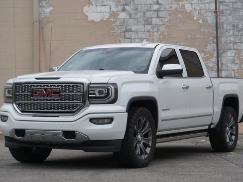 Used 2016 GMC Sierra 1500 Denali w/ Enhanced Driver Alert Package image 1