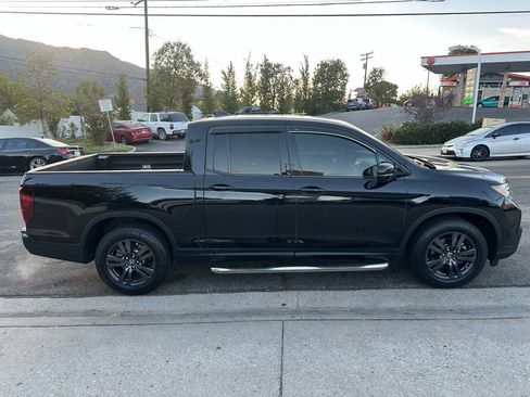 Used 2018 Honda Ridgeline Sport image 8
