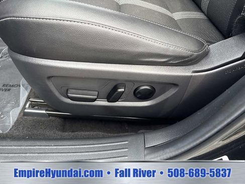 Used 2025 MAZDA CX-50 AWD 2.5 S w/ Preferred Package image 19