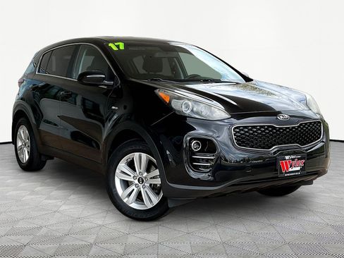 Used 2017 Kia Sportage LX AWD/4WD image 3