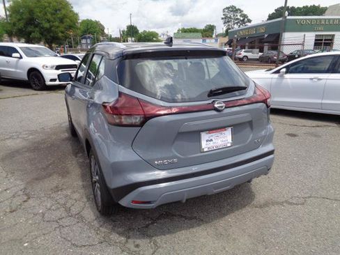 Used 2024 Nissan Kicks SV FWD image 16
