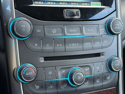 Used 2013 Chevrolet Malibu LTZ image 18