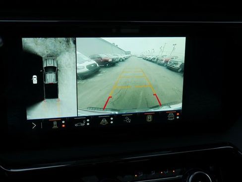 Used 2024 GMC Sierra 2500 AT4X image 4