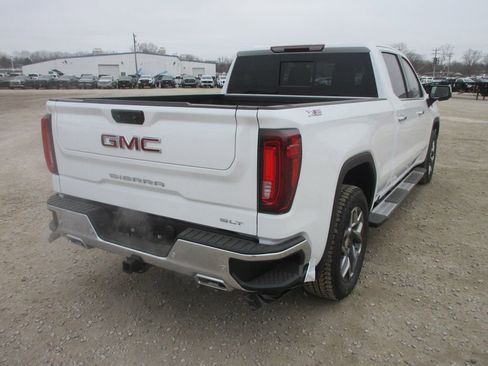 New 2026 GMC Sierra 1500 SLT w/ SLT Premium Plus Package AWD/4WD image 5