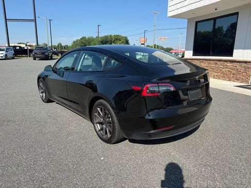 Used 2021 Tesla Model 3 Standard Range Plus RWD image 5