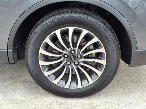 Certified 2022 Lincoln Aviator Reserve w/ Class IV Trailer Tow Package image 26