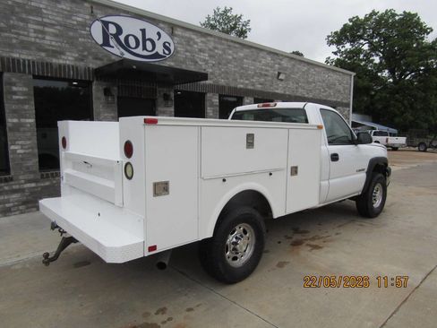 Used 2006 Chevrolet Silverado 2500 W/T RWD image 7