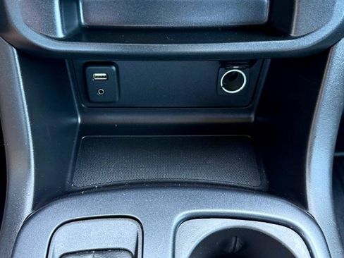 Used 2018 Chevrolet Colorado W/T RWD image 25