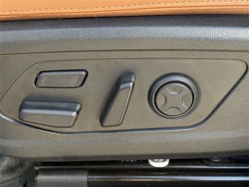 Used 2022 Kia Sorento SX Prestige w/ Rust Color Package image 28