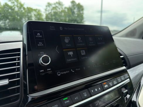 Certified 2026 Honda Odyssey Elite image 32
