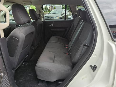 Used 2010 Ford Edge SE FWD image 10