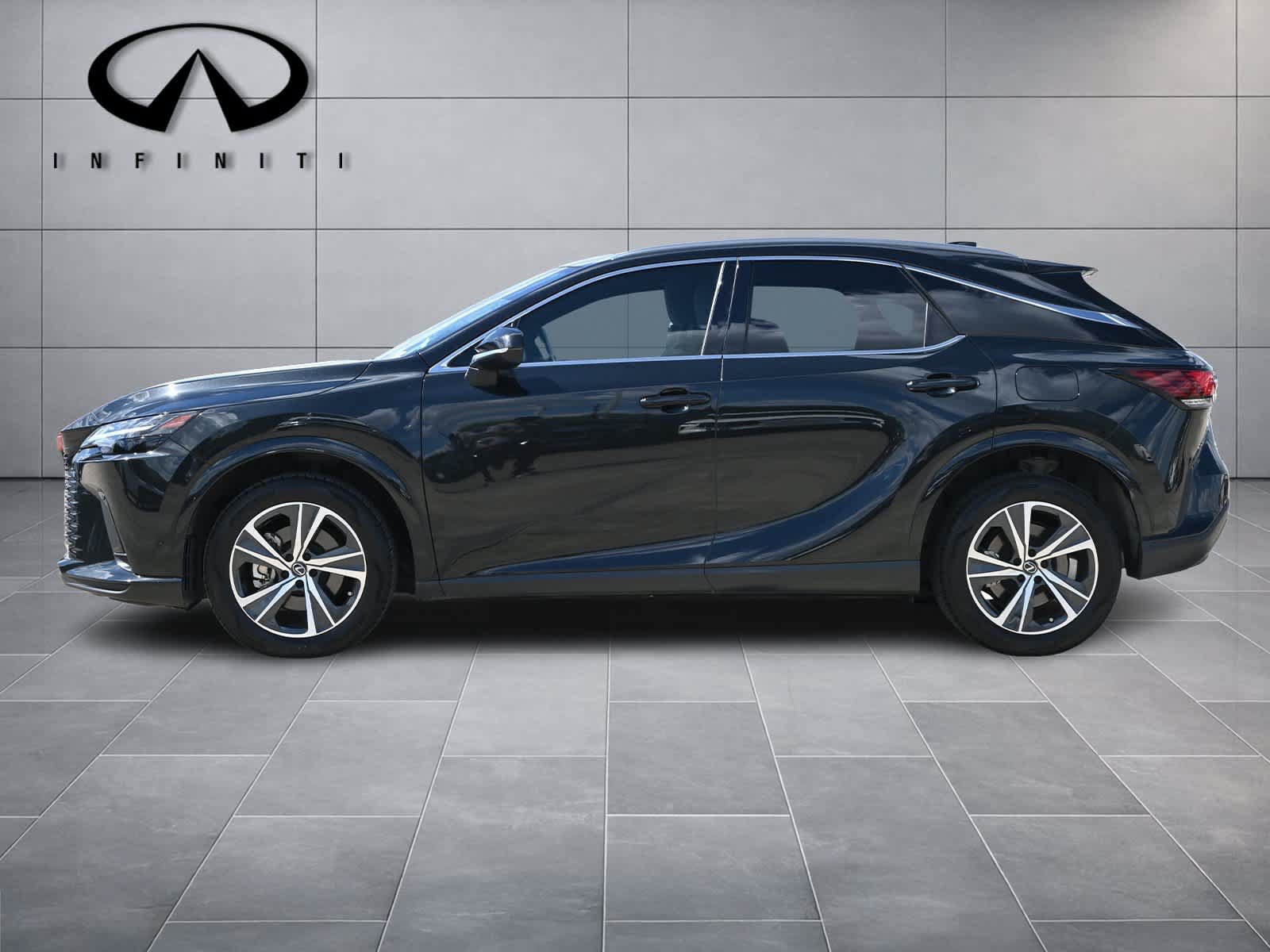 Used 2024 Lexus RX 350 Premium w/ Accessory Package (Z1) FWD image 4