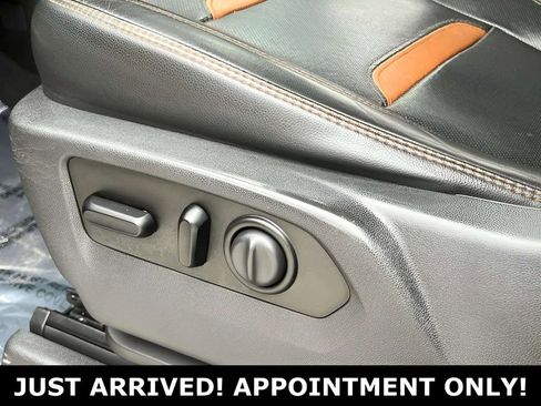 Used 2020 GMC Sierra 1500 AT4 w/ Driver Alert Package I AWD/4WD image 27
