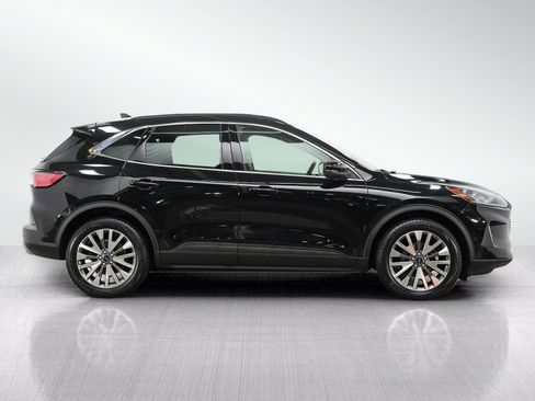 Used 2020 Ford Escape Titanium AWD/4WD image 6