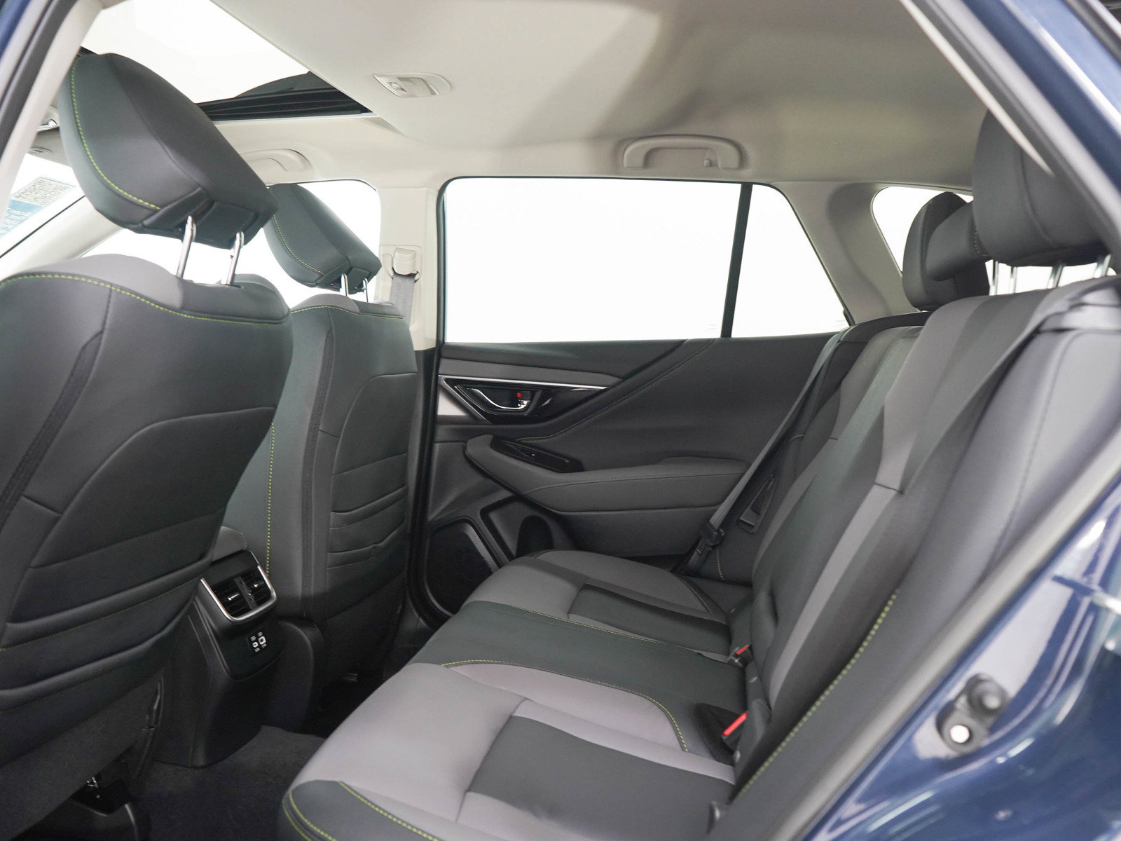 Used 2024 Subaru Outback Onyx Edition AWD/4WD image 15