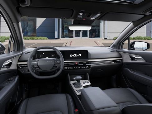 New 2026 Kia Sportage X-Line w/ X-Line Technology Package image 18