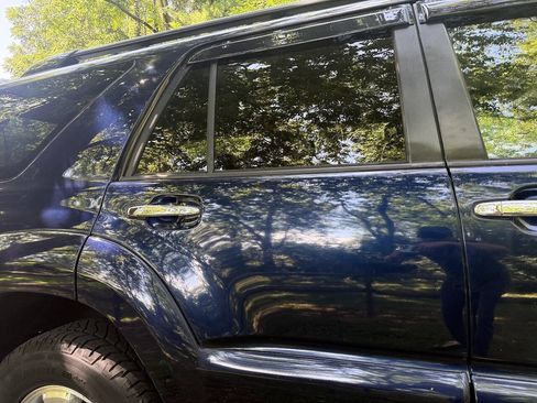 Used 2006 Toyota 4Runner SR5 AWD/4WD image 45