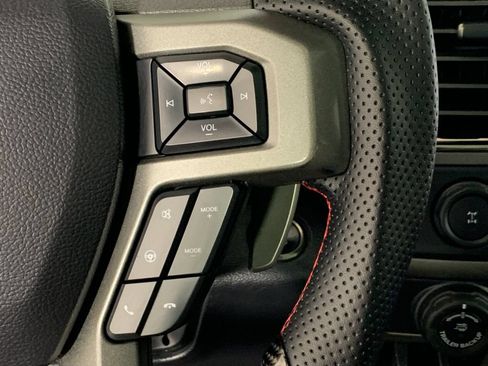 Used 2018 Ford F150 Raptor w/ Equipment Group 802A Luxury AWD/4WD image 19