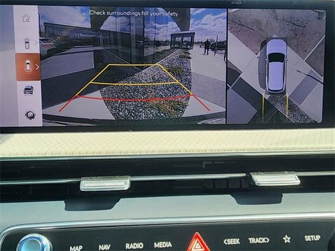 New 2025 Genesis GV80 3.5T Prestige image 10