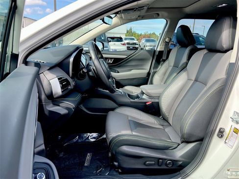 Used 2024 Subaru Outback Onyx Edition image 17