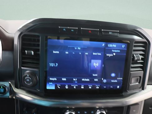 Used 2021 Ford F150 Lariat w/ Equipment Group 502A High image 11