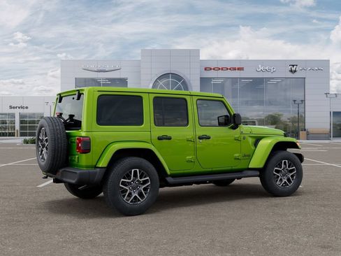 New 2026 Jeep Wrangler Unlimited Sahara AWD/4WD image 4