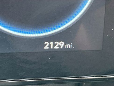 Used 2025 Hyundai Elantra N image 12