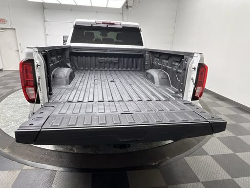 Certified 2025 GMC Sierra 2500 SLE w/ SLE Value Package; AWD/4WD image 5