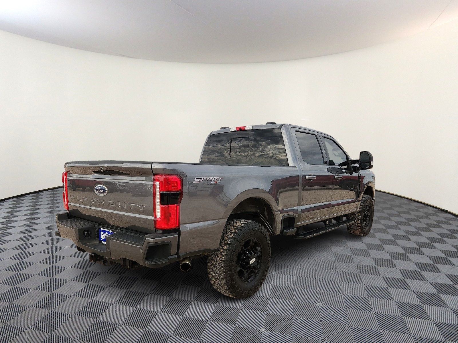 Used 2024 Ford F250 XLT w/ XLT Premium Package AWD/4WD image 4
